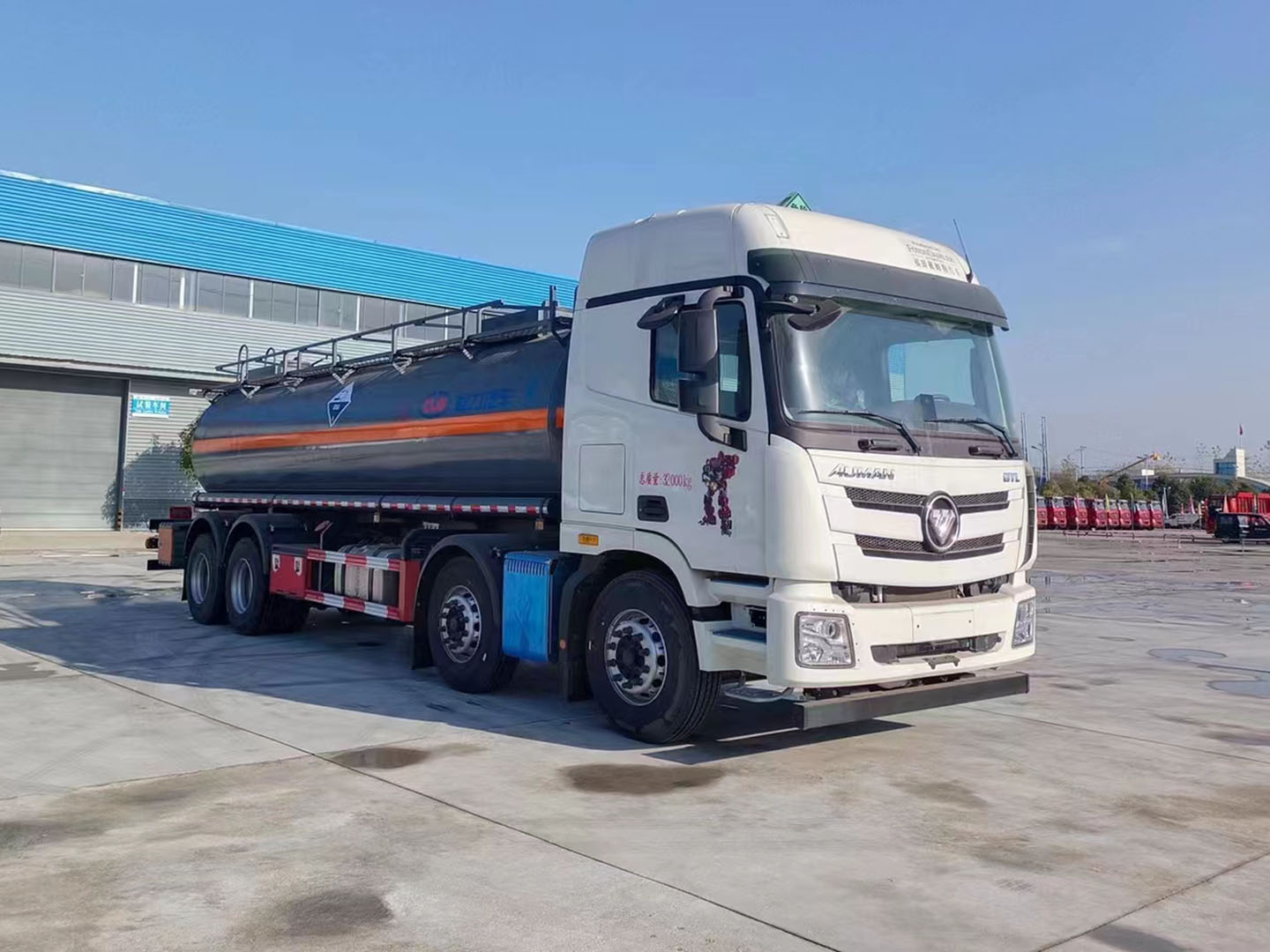福田欧曼前四后八化工车